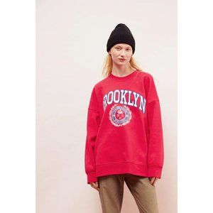 NWT H&M Oversized Sweatshirt with Motif Sz Small